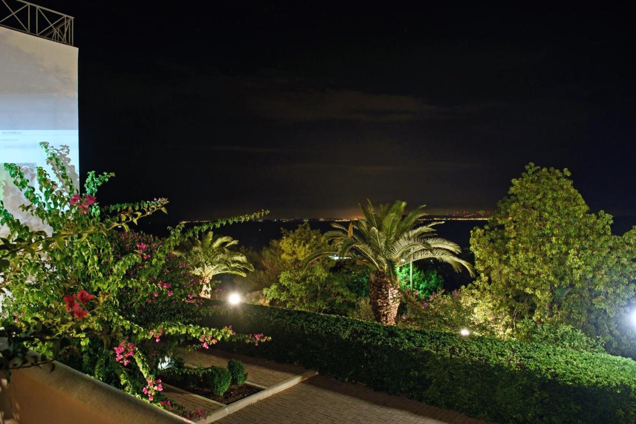 Melia Sol Art Studios Karfas Bagian luar foto